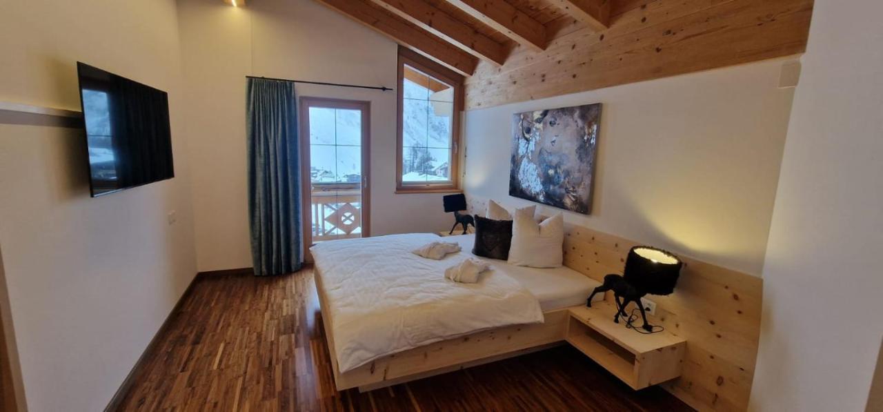 Chasa Castello Relax & Spa Самнаун Екстериор снимка